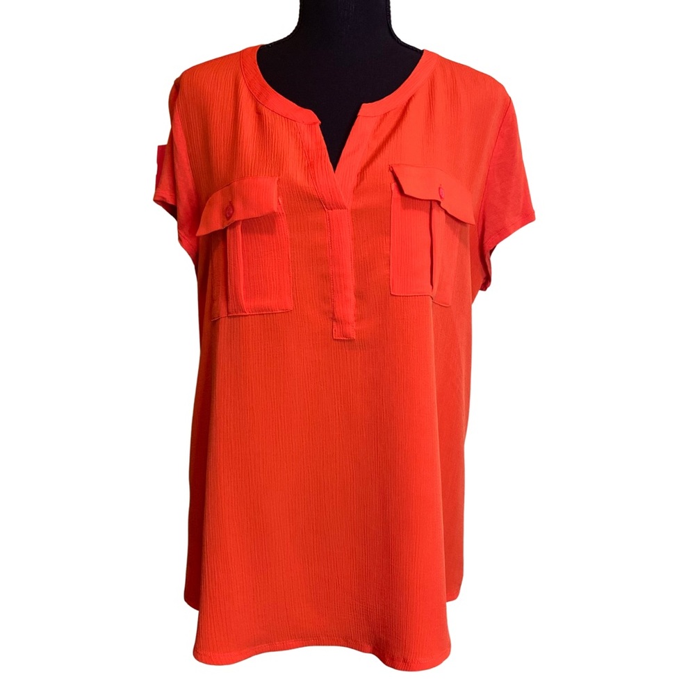 Short Sleeve Vneck Blouse